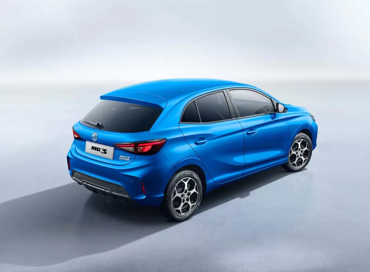 MG Hs Hybrid+, Polsko — foto 11 z 28