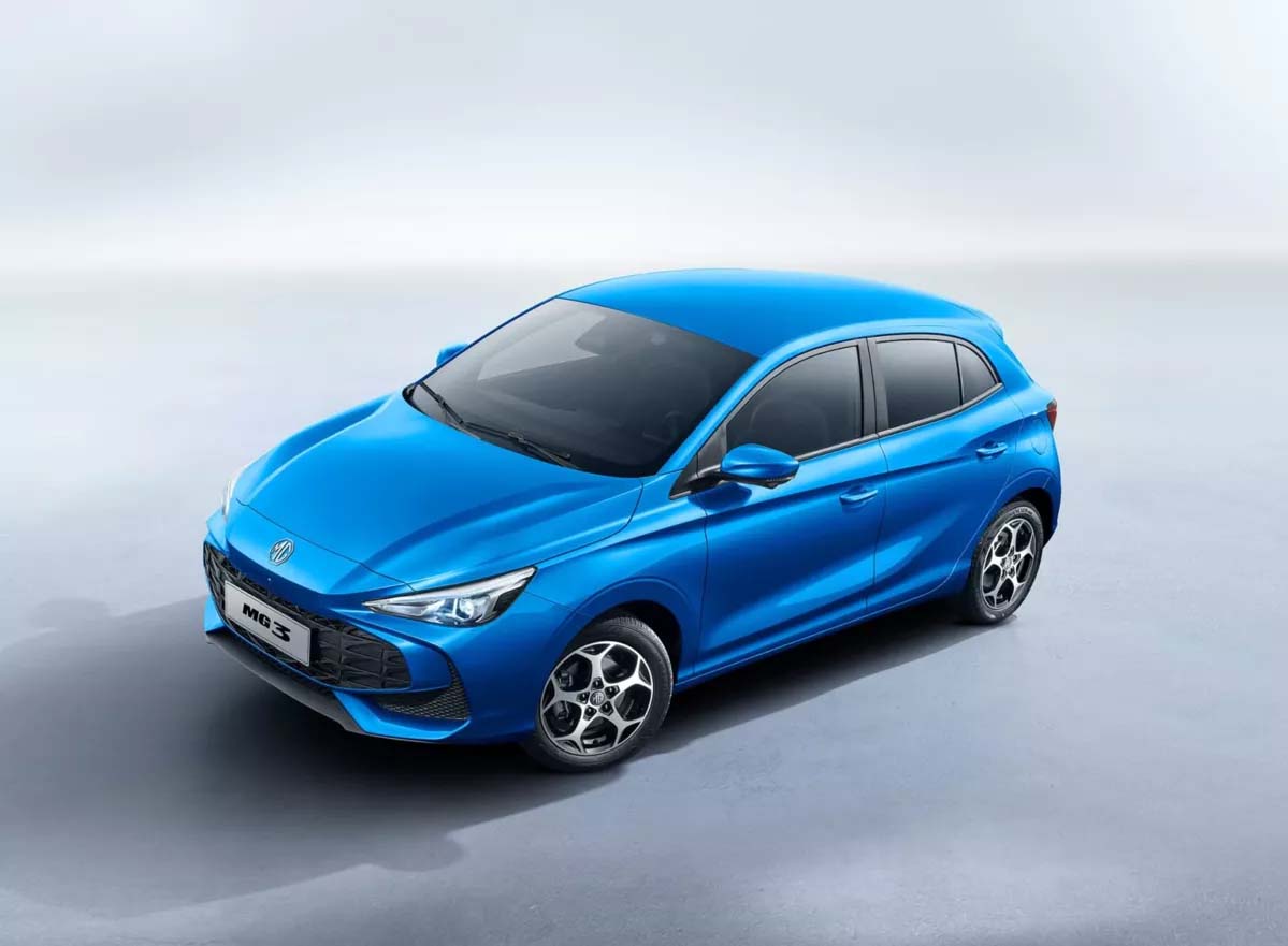MG Hs Hybrid+, Polsko — foto 9 z 28