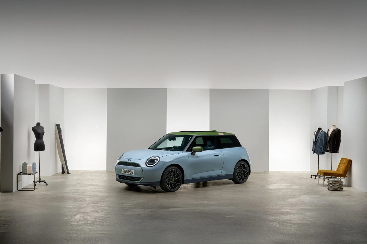 MINI Paul Smith, Polsko — foto 4 z 10