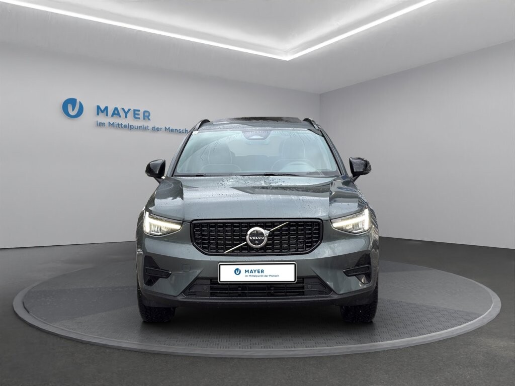 Volvo XC40 2,0 120 kW automat, Rakousko — foto 2 z 52