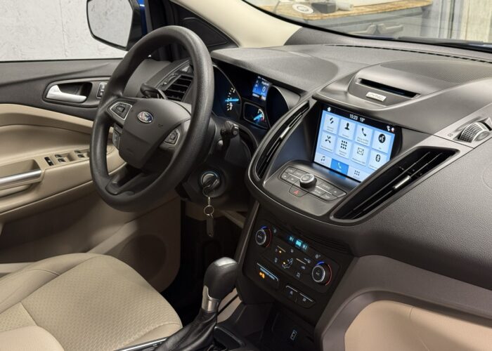 Ford Kuga 1.5 134 kW rok 2017, 86 064 km, Polsko — foto 8 z 33