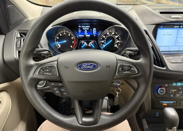 Ford Kuga 1.5 134 kW rok 2017, 86 064 km, Polsko — foto 9 z 33