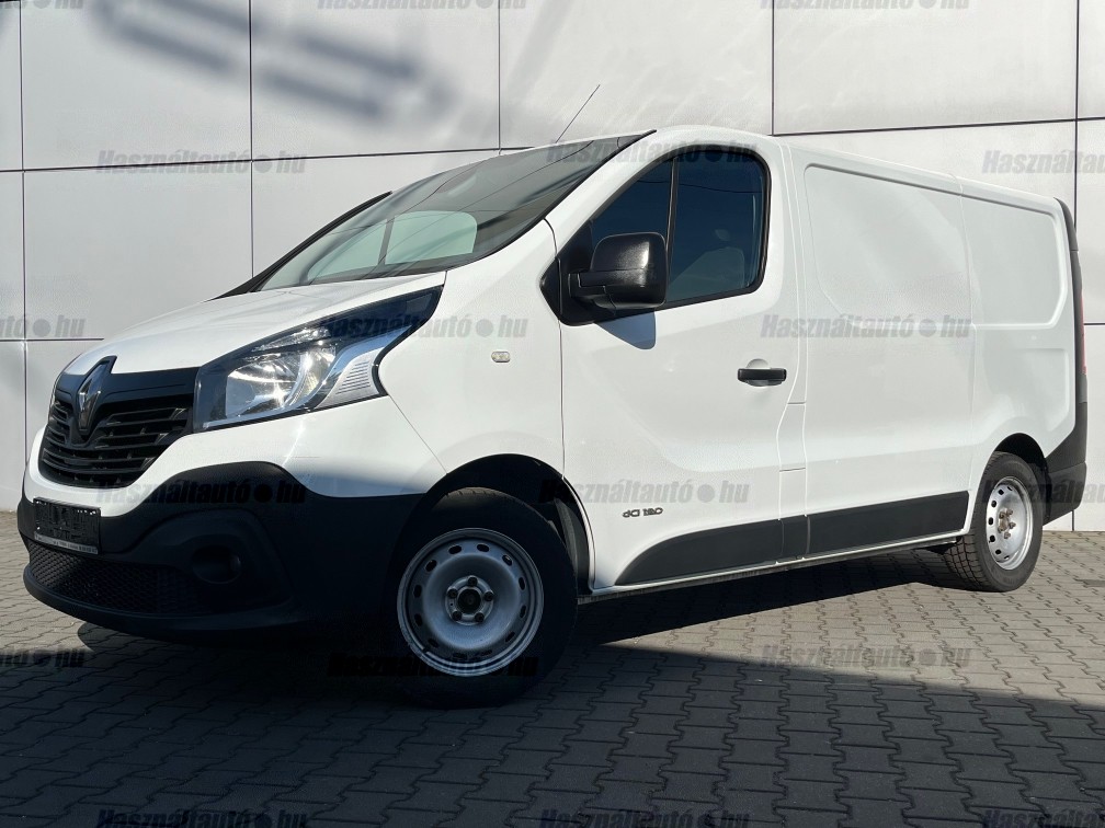 Renault Trafic Blaszak 1.6d rok 2017, 120 km, Polsko — foto 8 z 22