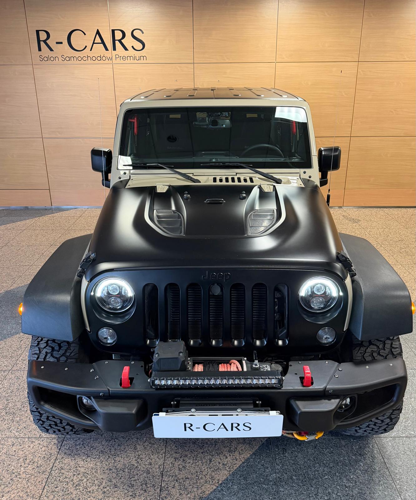 Jeep Wrangler 3,6 209 kW automat rok 2017, 26 000 km, Polsko — foto 4 z 28