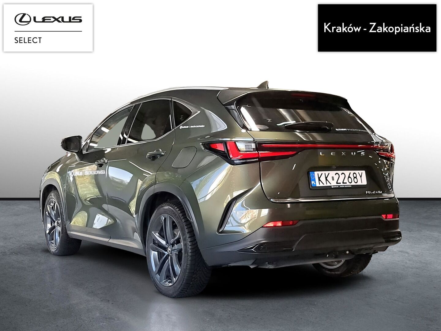 Lexus Nx 2.5 automat rok 2025, 15 649 km, Polsko — foto 3 z 60