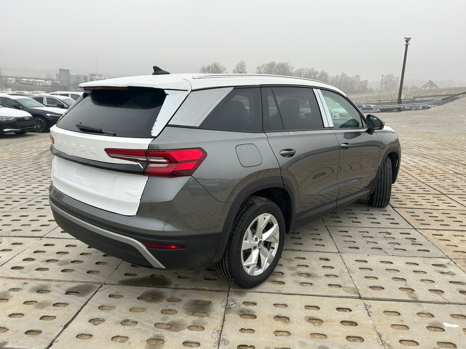 Škoda 2,0 automat rok 2026, Polsko — foto 4 z 20