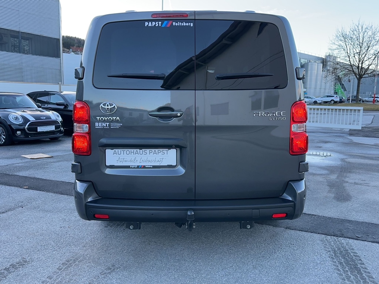 Toyota Proace 9-Sitzer 106 kW manuál, Rakousko — foto 5 z 8