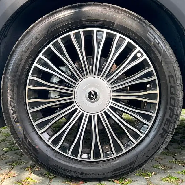 Chery Tiggo 8L 2.0t 187 kW automat rok 2025, 7 000 km, Polsko — foto 13 z 60