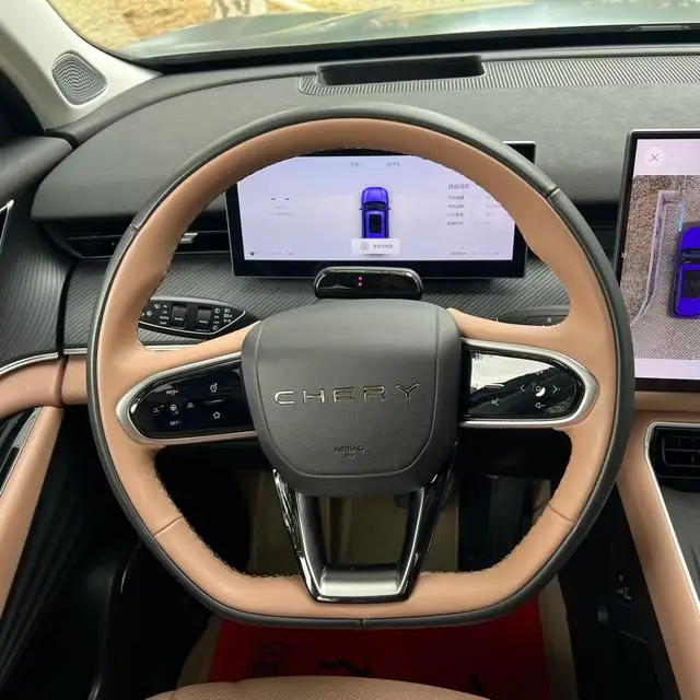 Chery Tiggo 8L 2.0t 187 kW automat rok 2025, 7 000 km, Polsko — foto 15 z 60