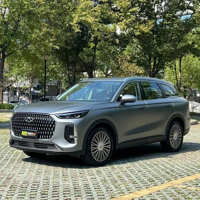 Chery Tiggo 8L 2.0t 187 kW automat rok 2025, 7 000 km, Polsko — foto 3 z 60