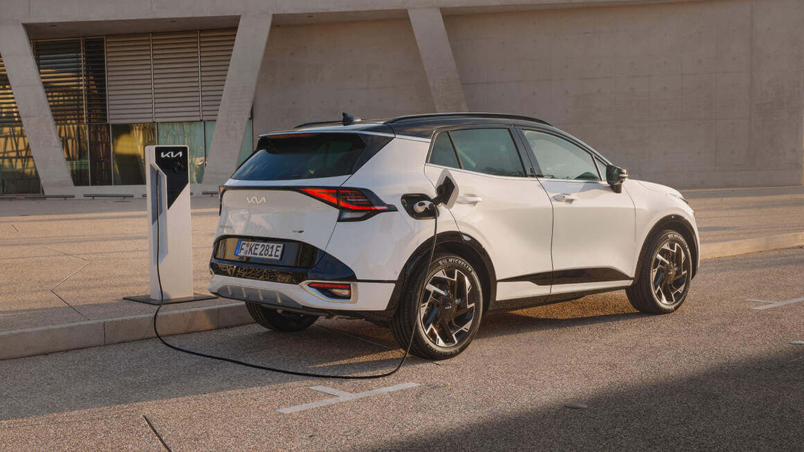 Kia Co Znaczy PHEV MHEV, 100 km, Polsko — foto 3 z 10