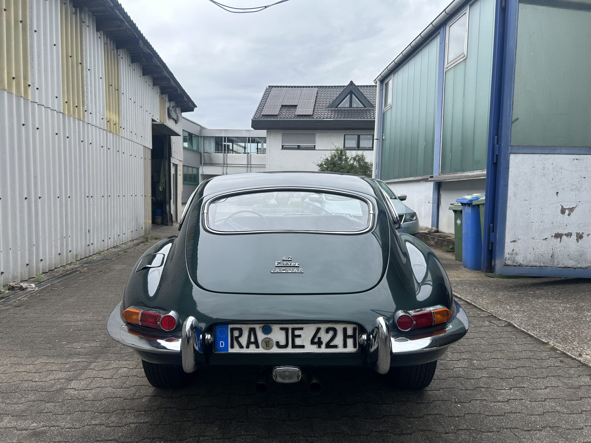 Jaguar E-Type Serie I 4.2 manuál, Rakousko — foto 6 z 40