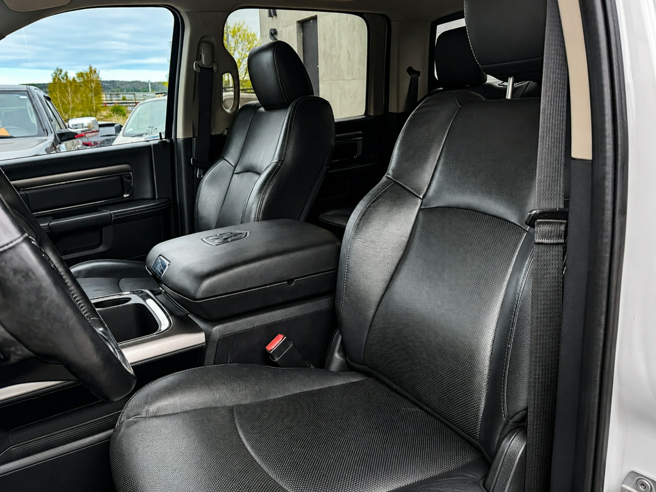 Dodge Ram Iv 294 kW automat rok 2016, 124 000 km, Polsko — foto 8 z 36