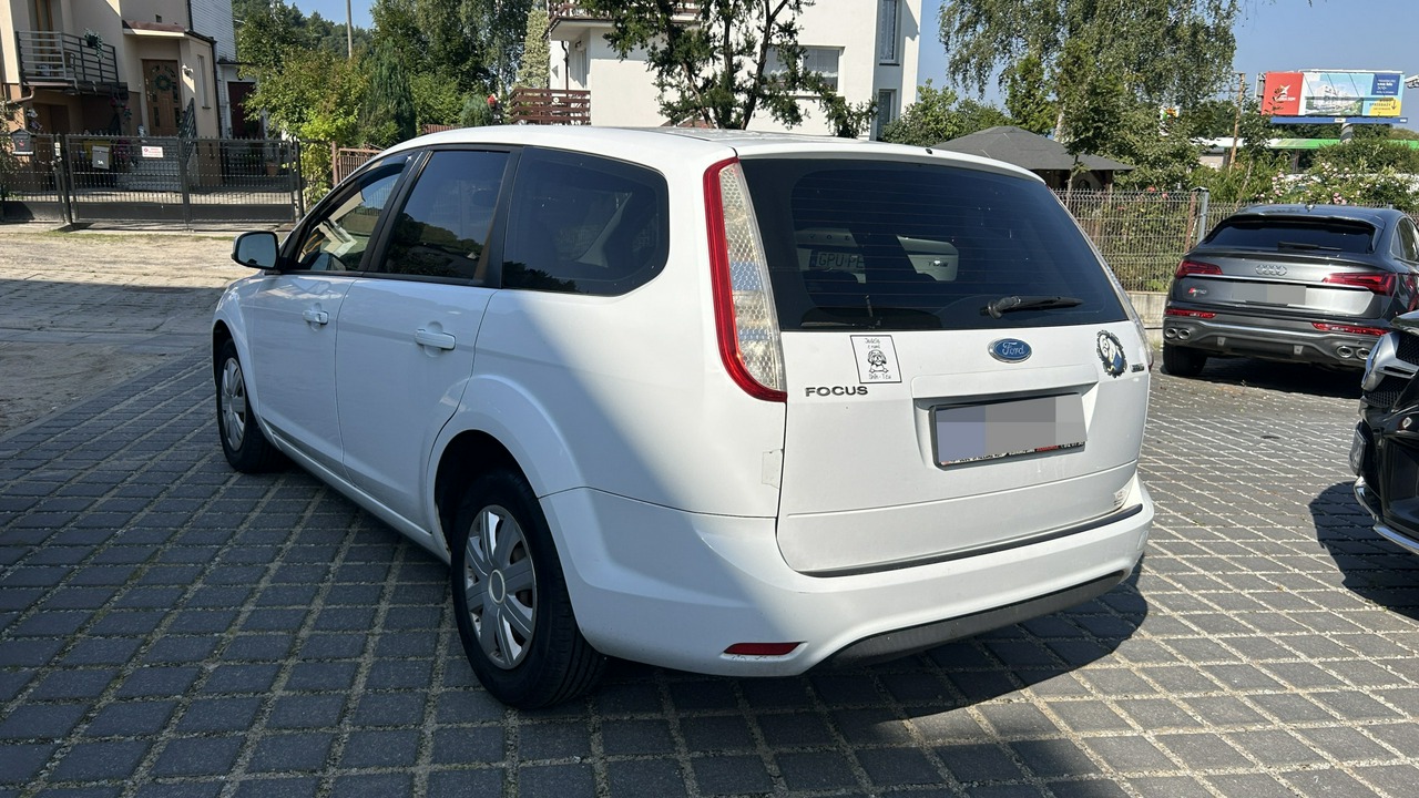 Ford Focus Mk2 81 kW manuál rok 2008, 230 000 km, Polsko — foto 6 z 13