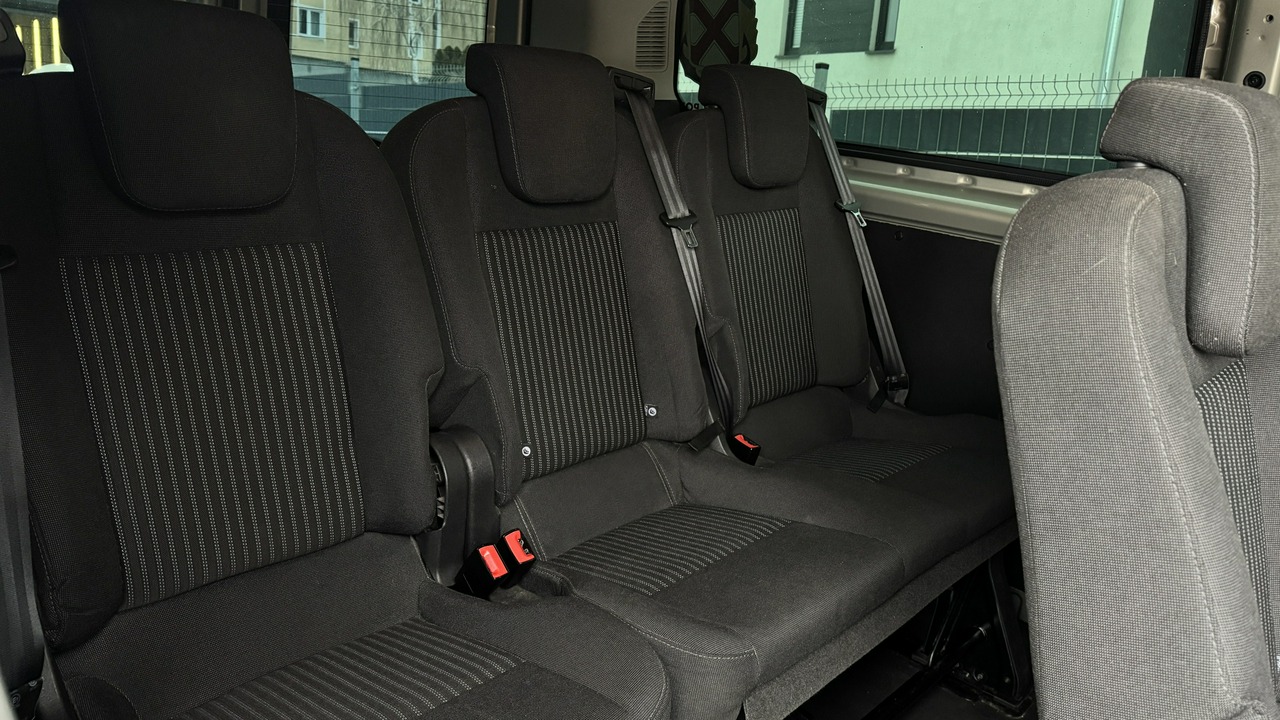Ford Transit Custom 92 kW manuál rok 2015, 250 000 km, Polsko — foto 10 z 39
