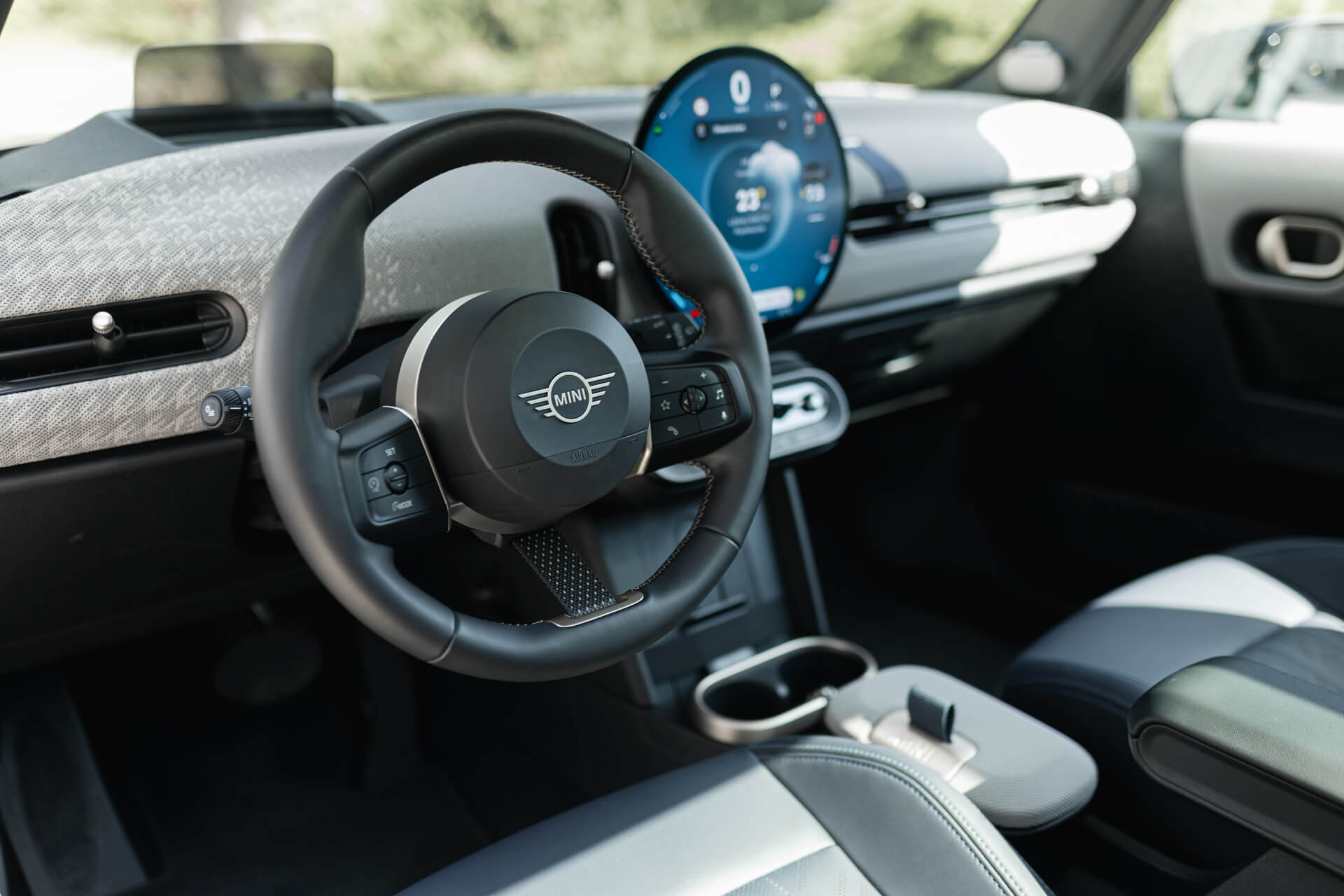 MINI Cooper Hatch Wynajem 1.5, 156 km, Polsko — foto 9 z 15