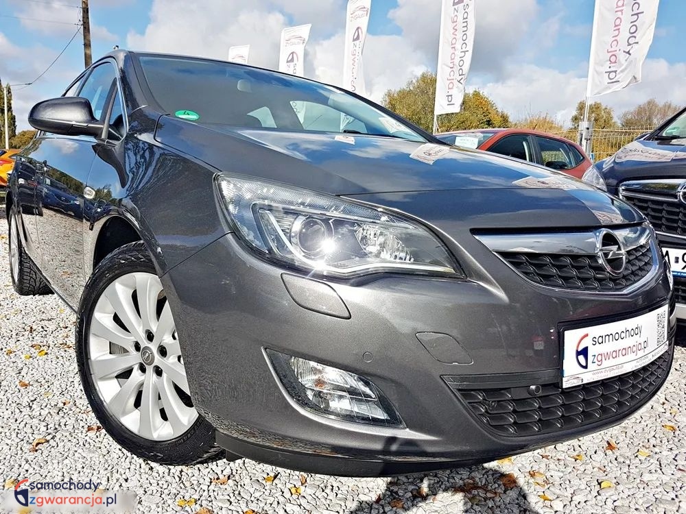 Opel Piękny Astra 1.4 t manuál rok 2011, 194 000 km, Polsko — foto 2 z 60