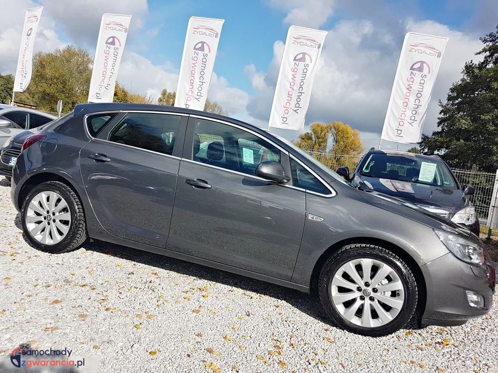 Opel Piękny Astra 1.4 t manuál rok 2011, 194 000 km, Polsko — foto 5 z 60