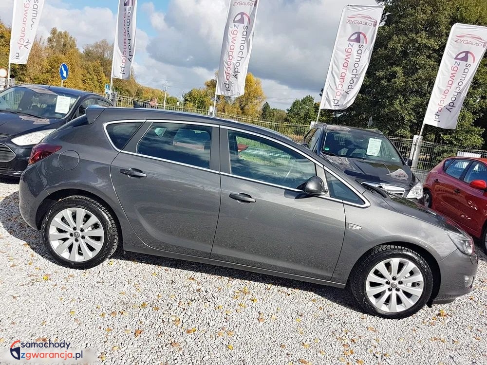 Opel Piękny Astra 1.4 t manuál rok 2011, 194 000 km, Polsko — foto 6 z 60