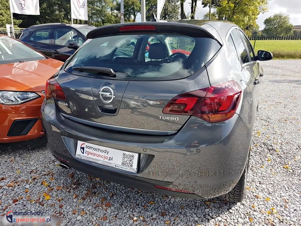 Opel Piękny Astra 1.4 t manuál rok 2011, 194 000 km, Polsko — foto 9 z 60