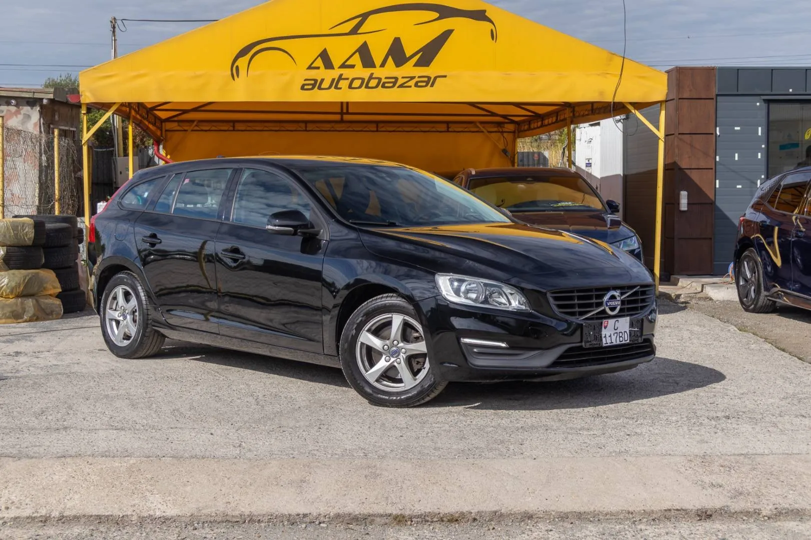 Volvo v60 2.0 88 kW manuál rok 2016, 195 319 km, Slovensko — foto 3 z 23