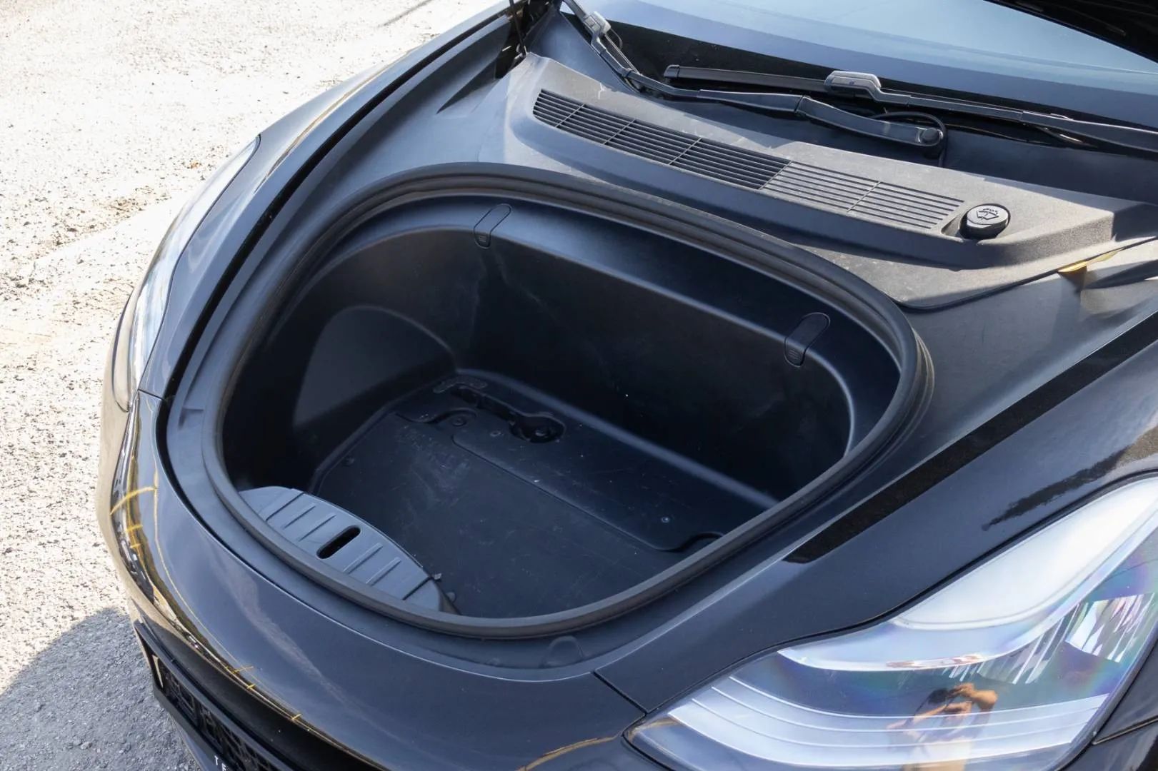 Tesla Model 3 AWD 340 kW automat rok 2019, 111 111 km, Slovensko — foto 11 z 25