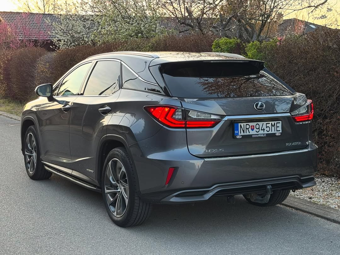 Lexus RX450H, 257 100 km, Slovensko — foto 7 z 9