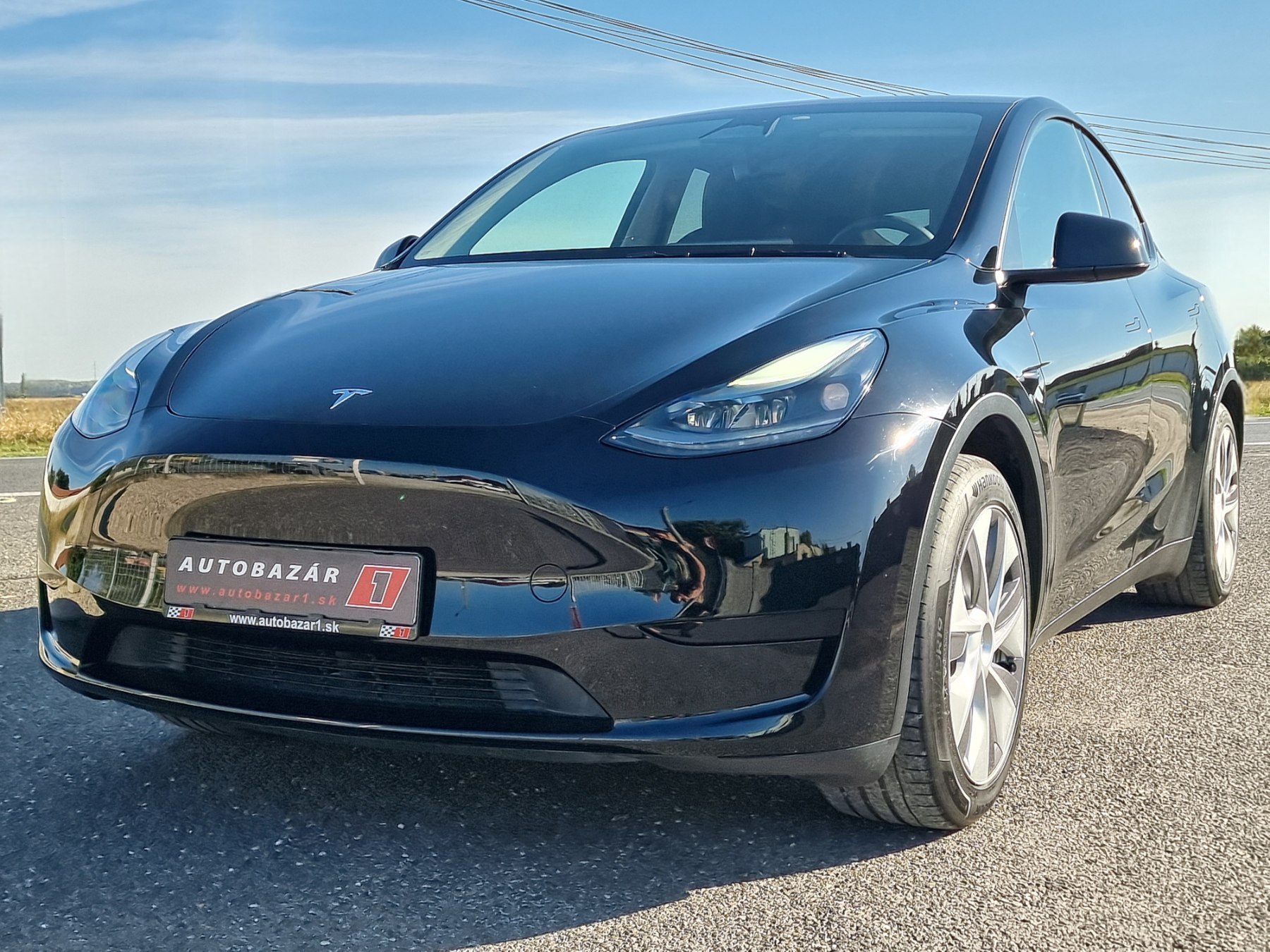 Tesla Model Y 4x4 393kw automat, 66 230 km, Slovensko — foto 13 z 15