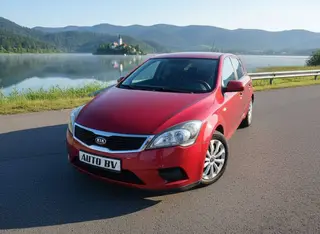 Kia 1.6 CRDi 66 kW manuál rok 2026, 151 093 km, Slovensko — foto 2 z 30