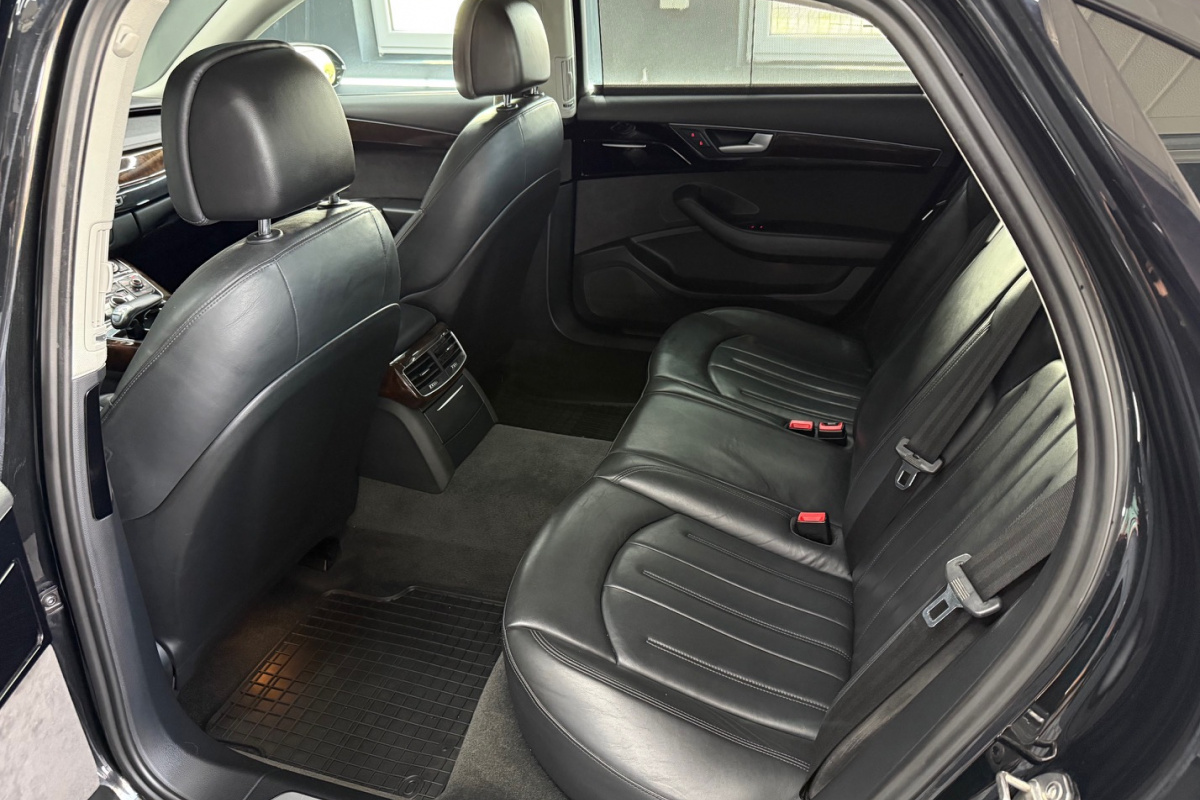 Audi a8 quattro 3.0 TDI tiptronic 193 kW rok 2016, Slovensko — foto 14 z 54