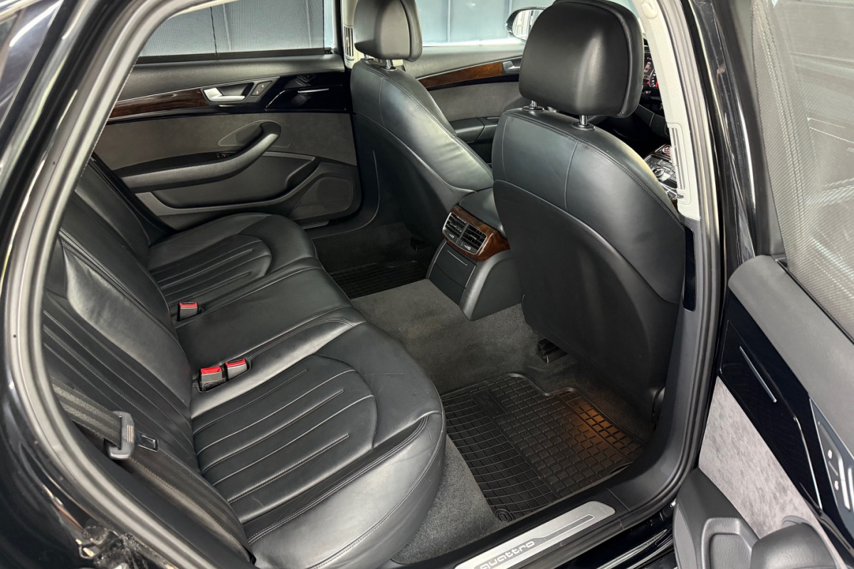 Audi a8 quattro 3.0 TDI tiptronic 193 kW rok 2016, Slovensko — foto 15 z 54
