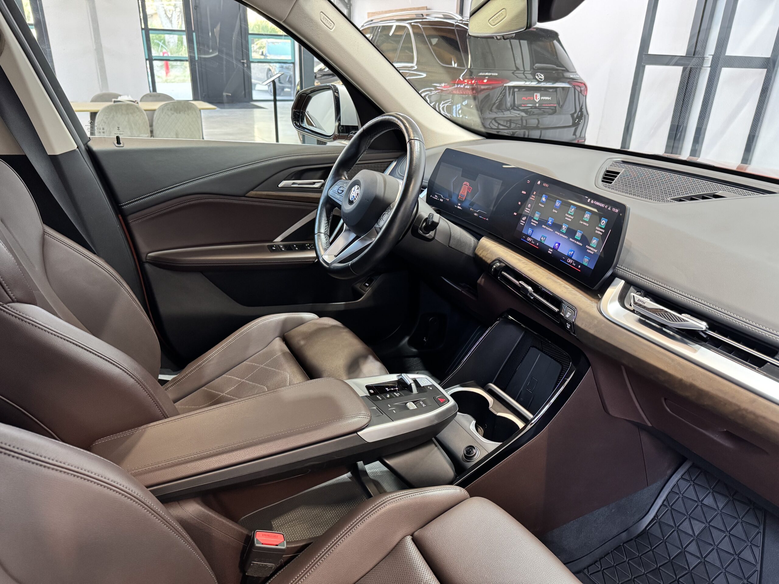 BMW x1, Slovensko — foto 13 z 17