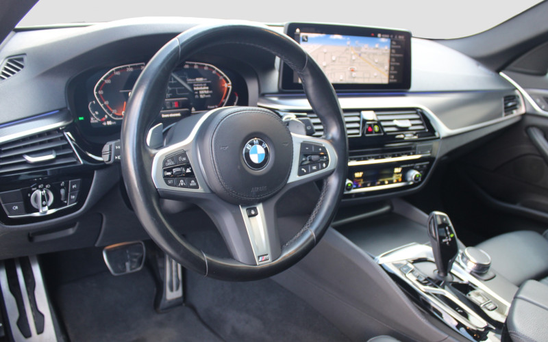 BMW 530d xDrive 3,0 210 kW automat, Slovensko — foto 10 z 36