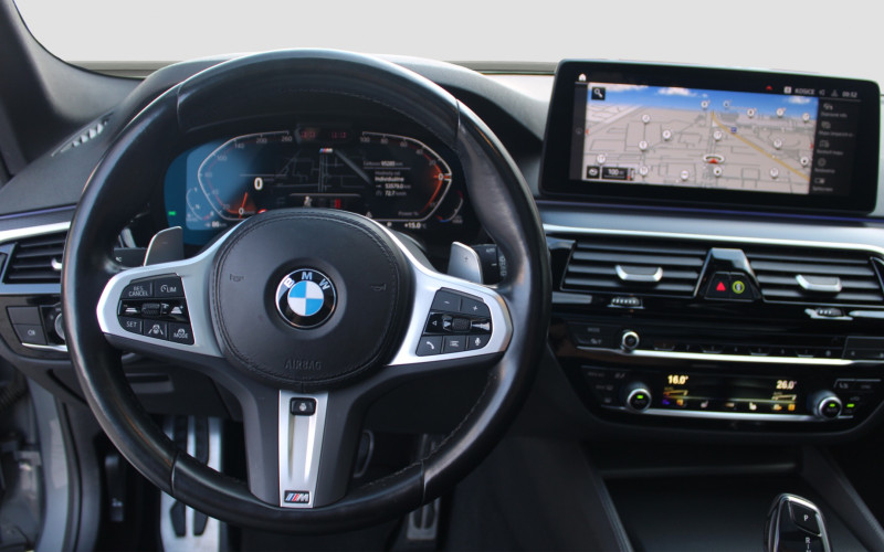 BMW 530d xDrive 3,0 210 kW automat, Slovensko — foto 16 z 36