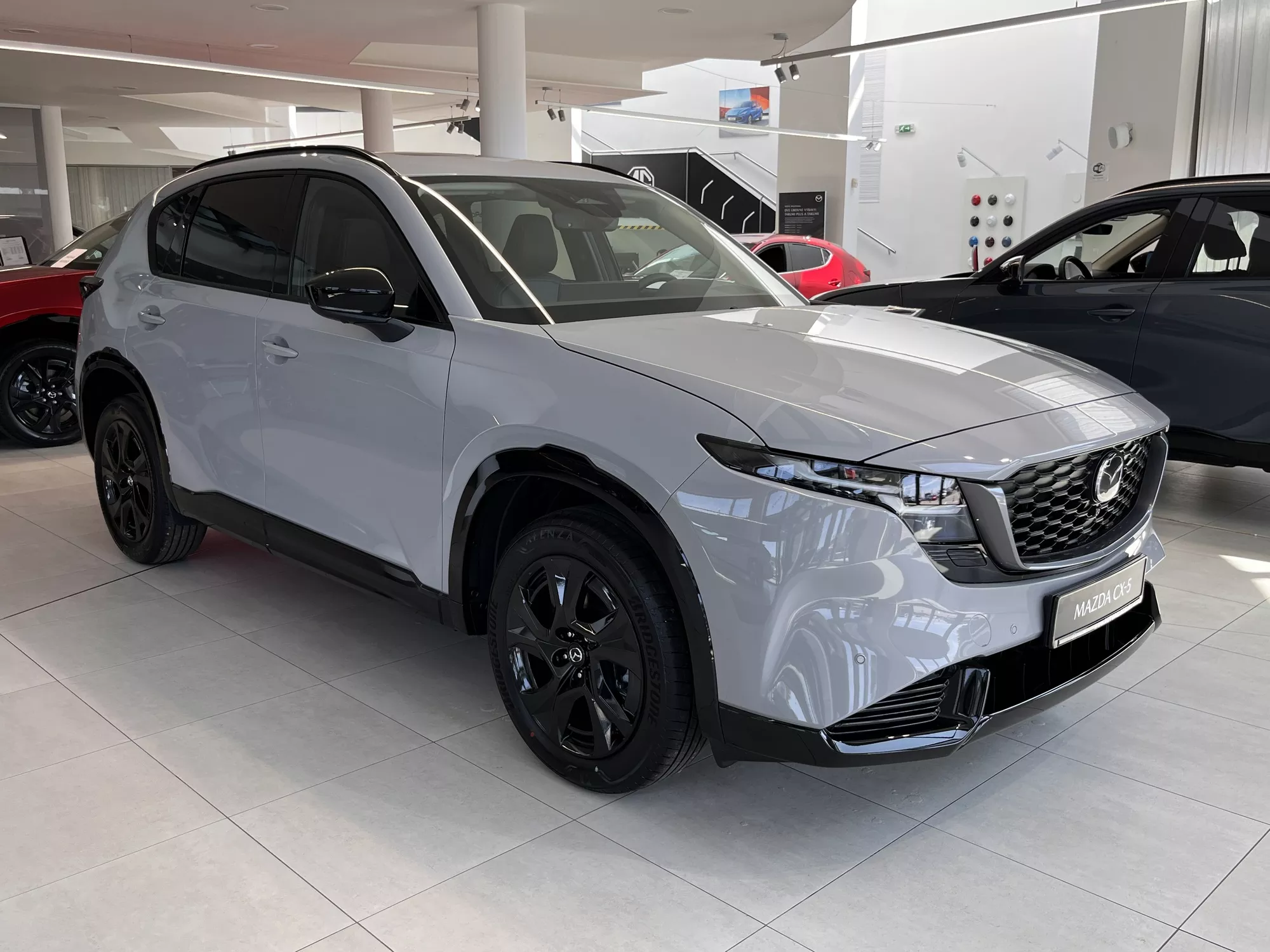 Mazda CX-5 AWD 2.5 104 kW automat, Slovensko — foto 3 z 28