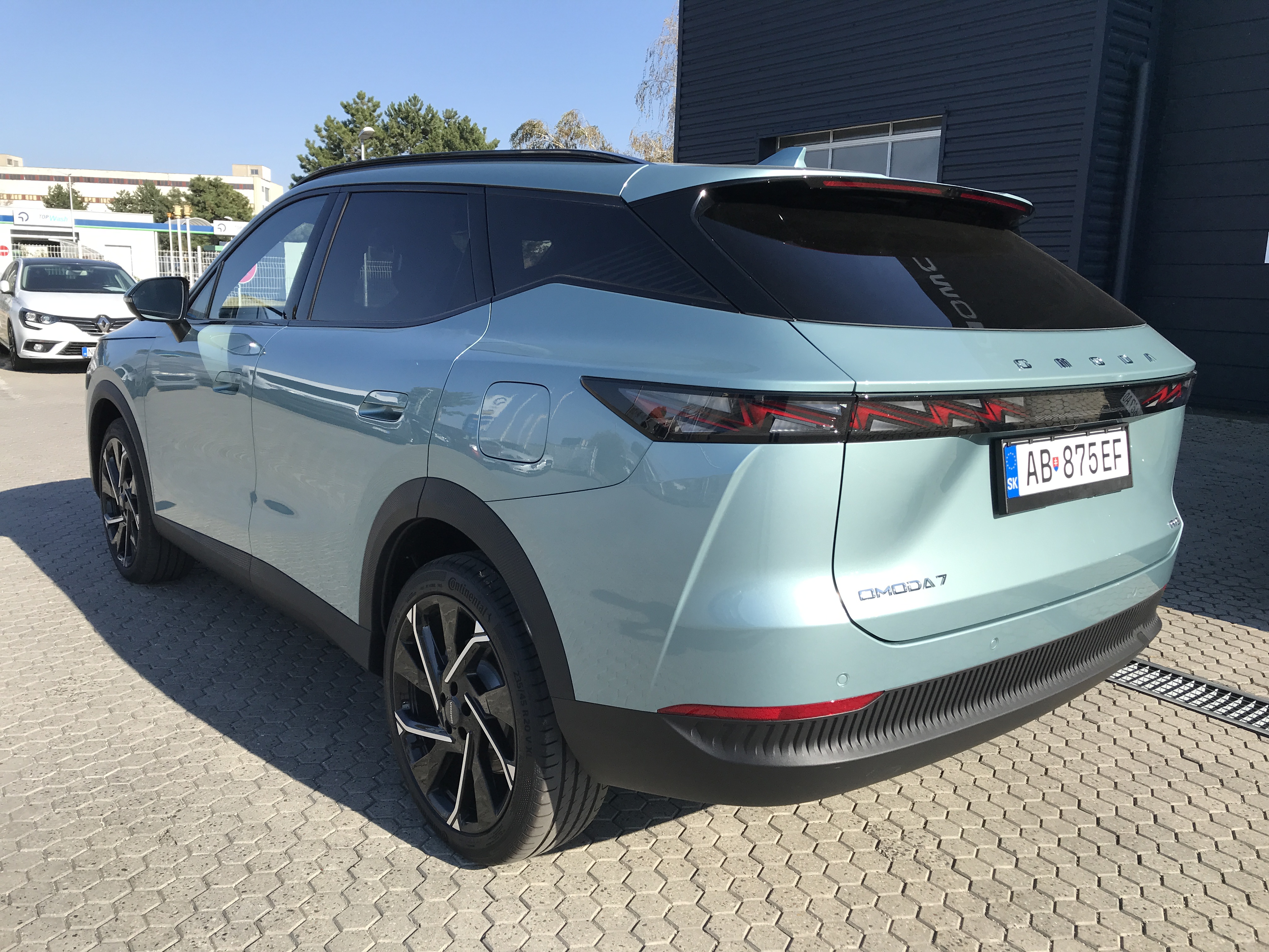 Omoda 7 1,5 PHEV automat rok 2026, Slovensko — foto 7 z 19