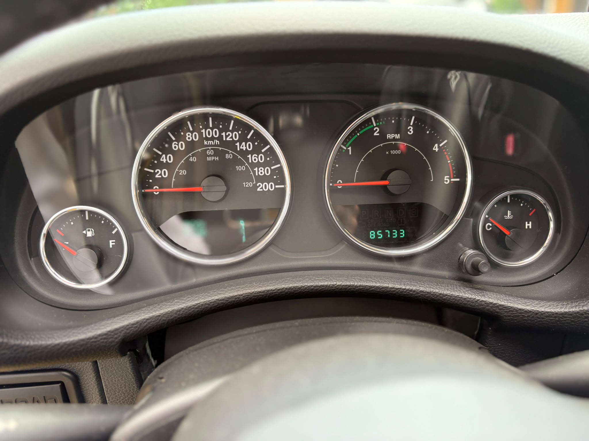 Jeep automat rok 2012, 86 000 km, Slovensko — foto 4 z 12