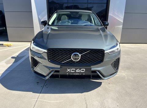 Volvo XC60 4x4 automat rok 2026, Slovensko — foto 3 z 43