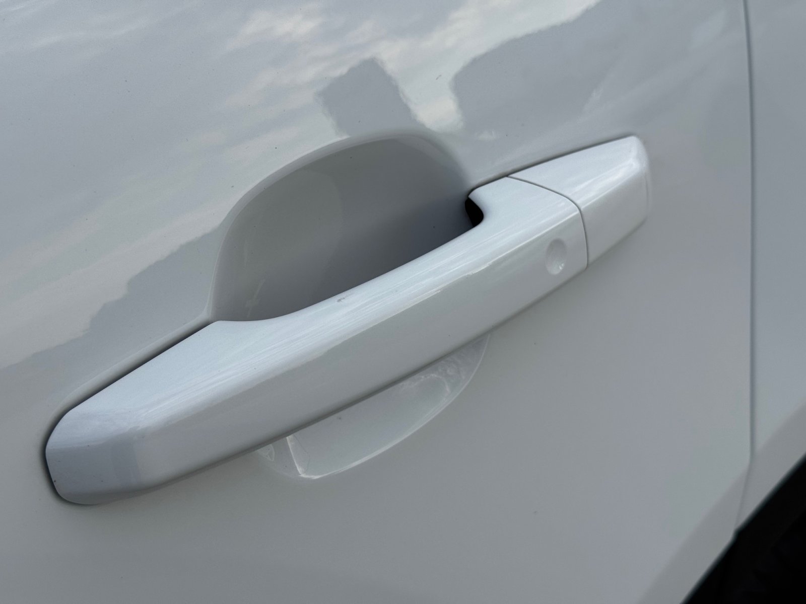 Jaguar E-pace d165 4x4 2.0d MHEV automat rok 2022, 48 500 km, Slovensko — foto 12 z 60