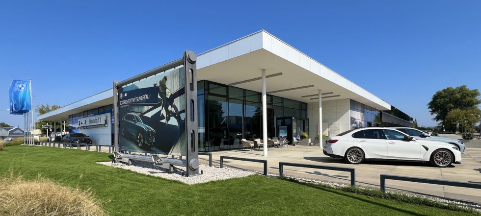 BMW 216 1,5 90 kW automat, Slovensko — foto 9 z 28