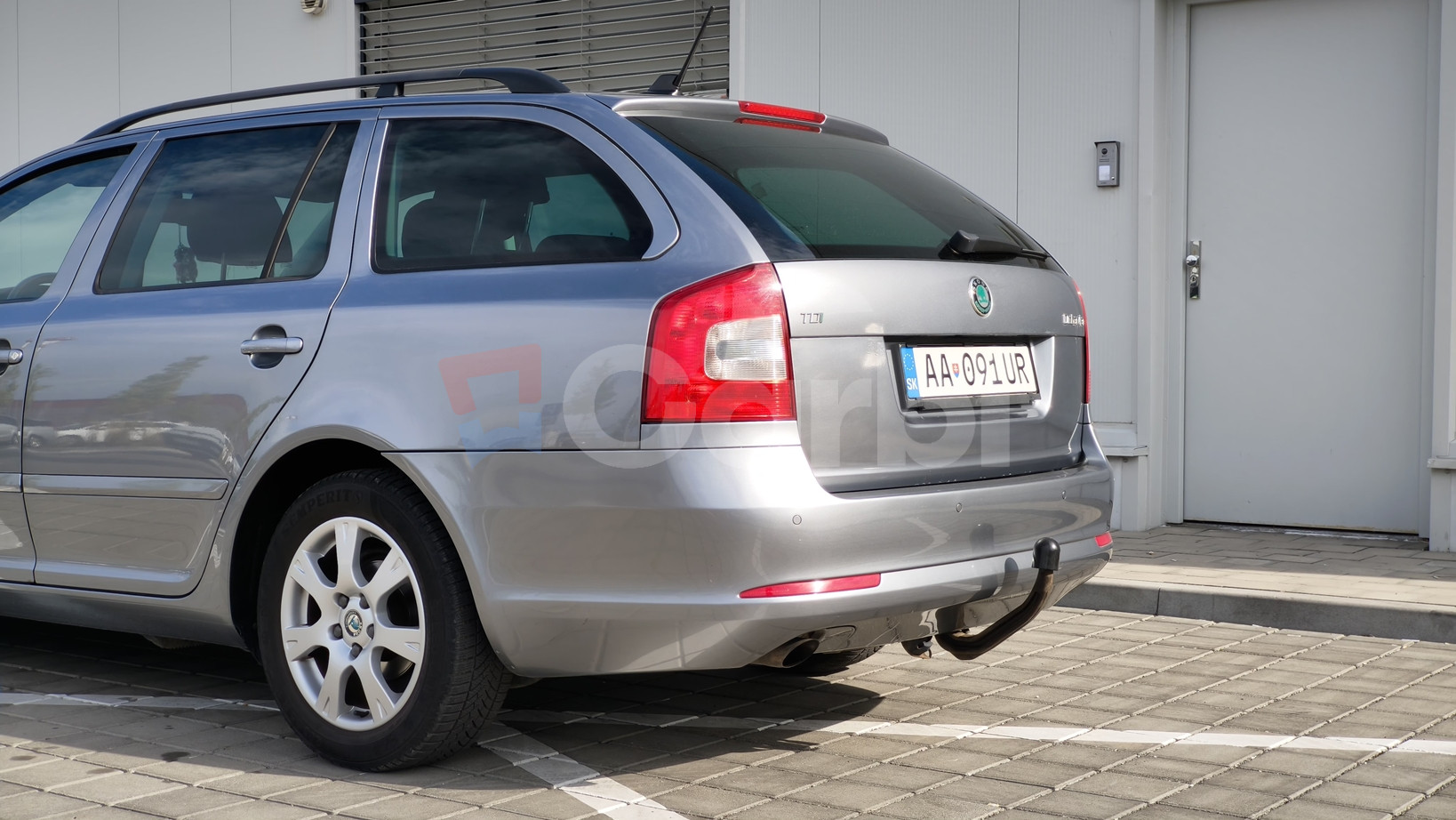 Škoda Octavia 1.6 TDI manuál rok 2013, 158 000 km, Slovensko — foto 8 z 29