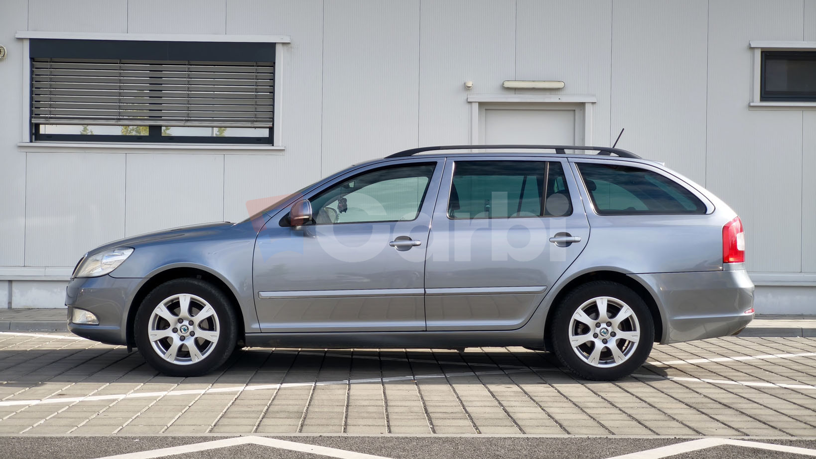 Škoda Octavia 1.6 TDI manuál rok 2013, 158 000 km, Slovensko — foto 9 z 29