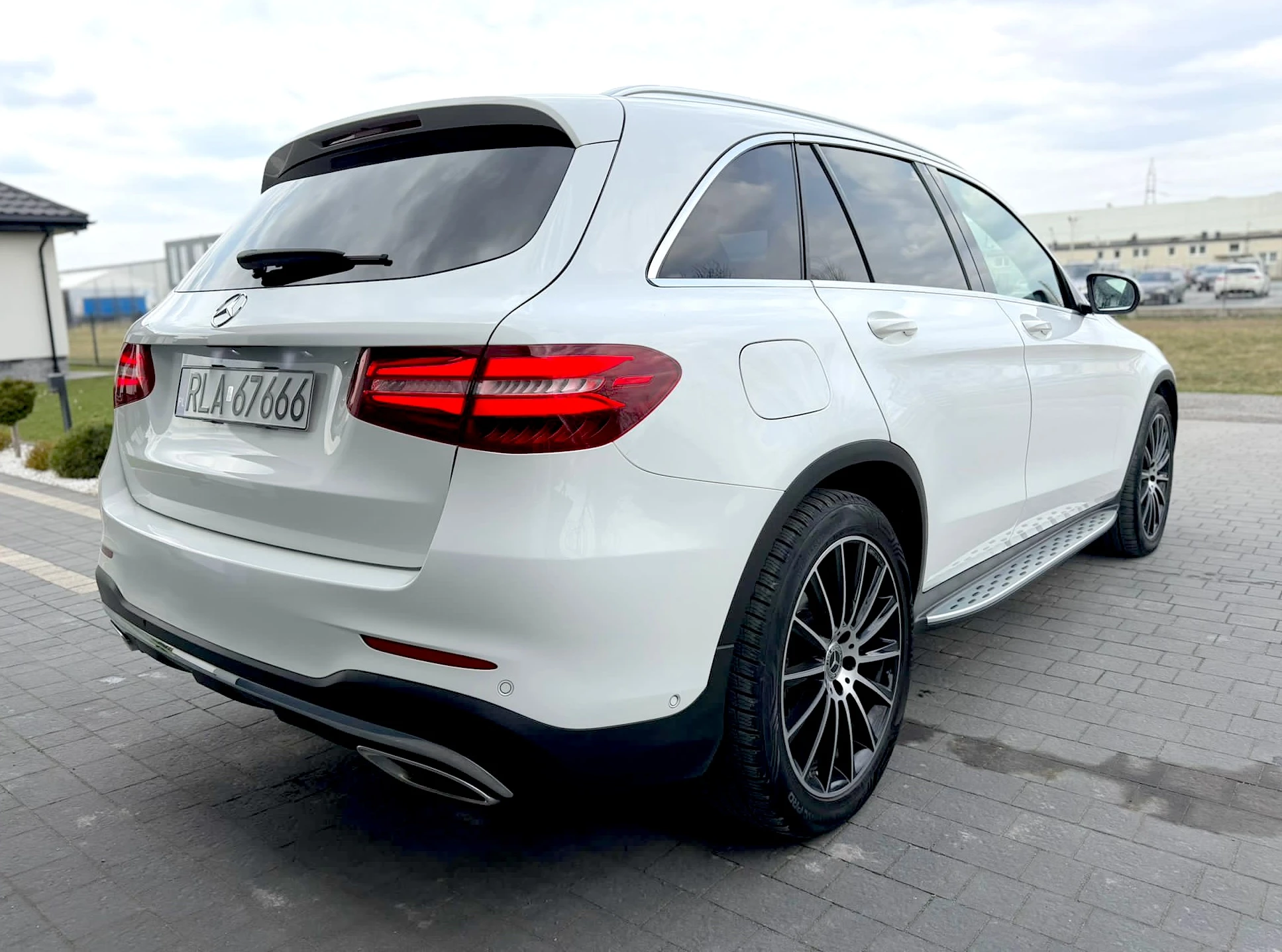 BMW m6 4x4 2.0 t automat, 138 000 km, Polsko — foto 2 z 24