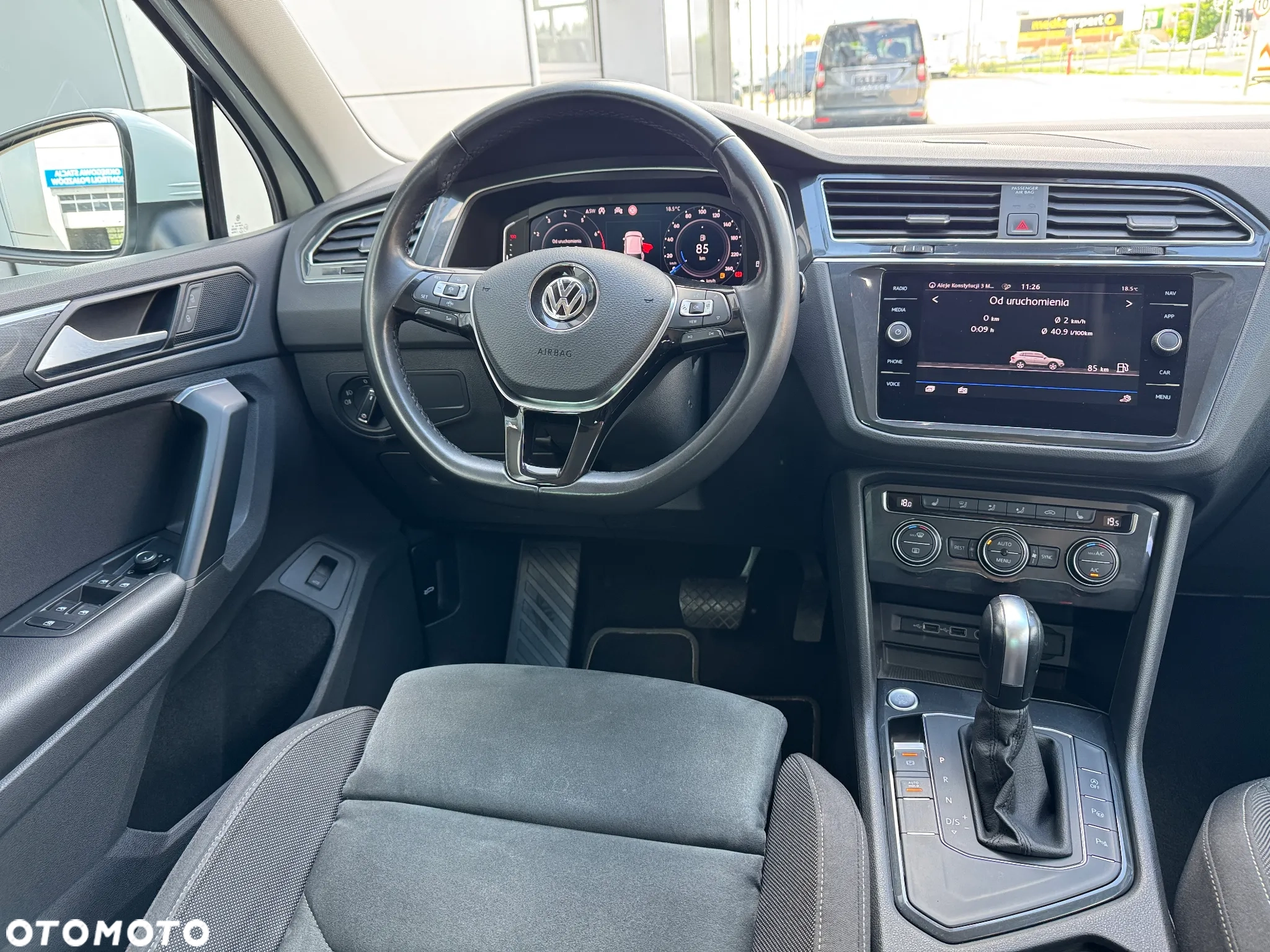 Volkswagen Tiguan 1.5 TSI rok 2020, 136 880 km, Polsko — foto 12 z 48