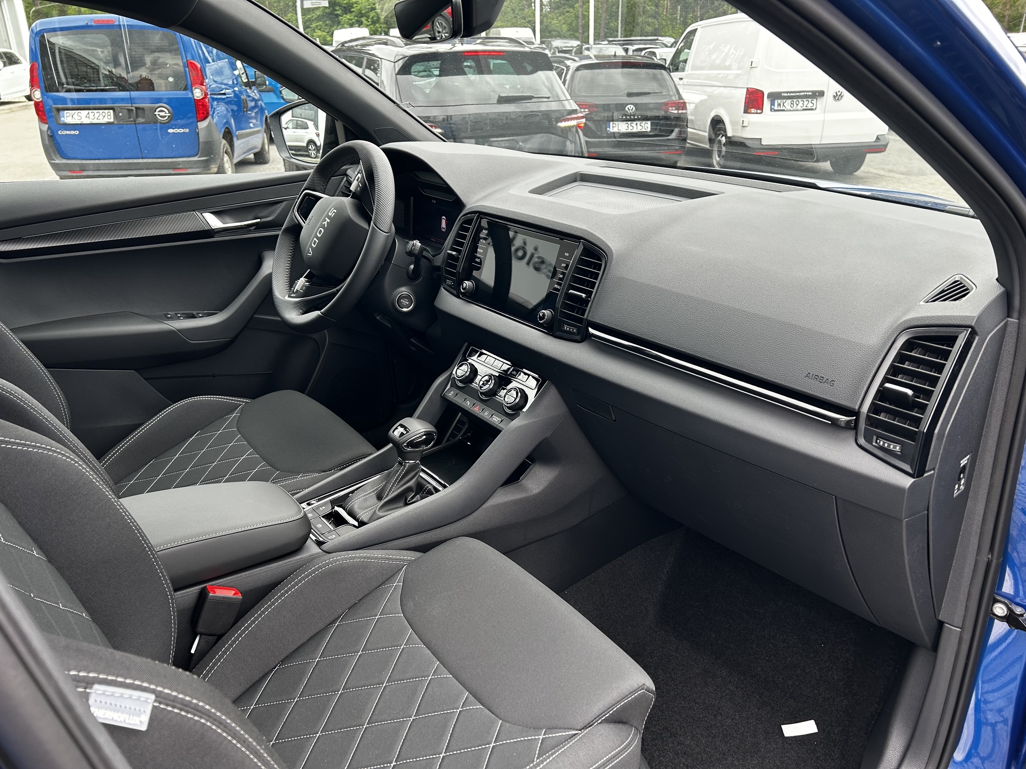 Škoda Karoq 1.5 TSI 110 kW rok 2026, 5 km, Polsko — foto 10 z 10