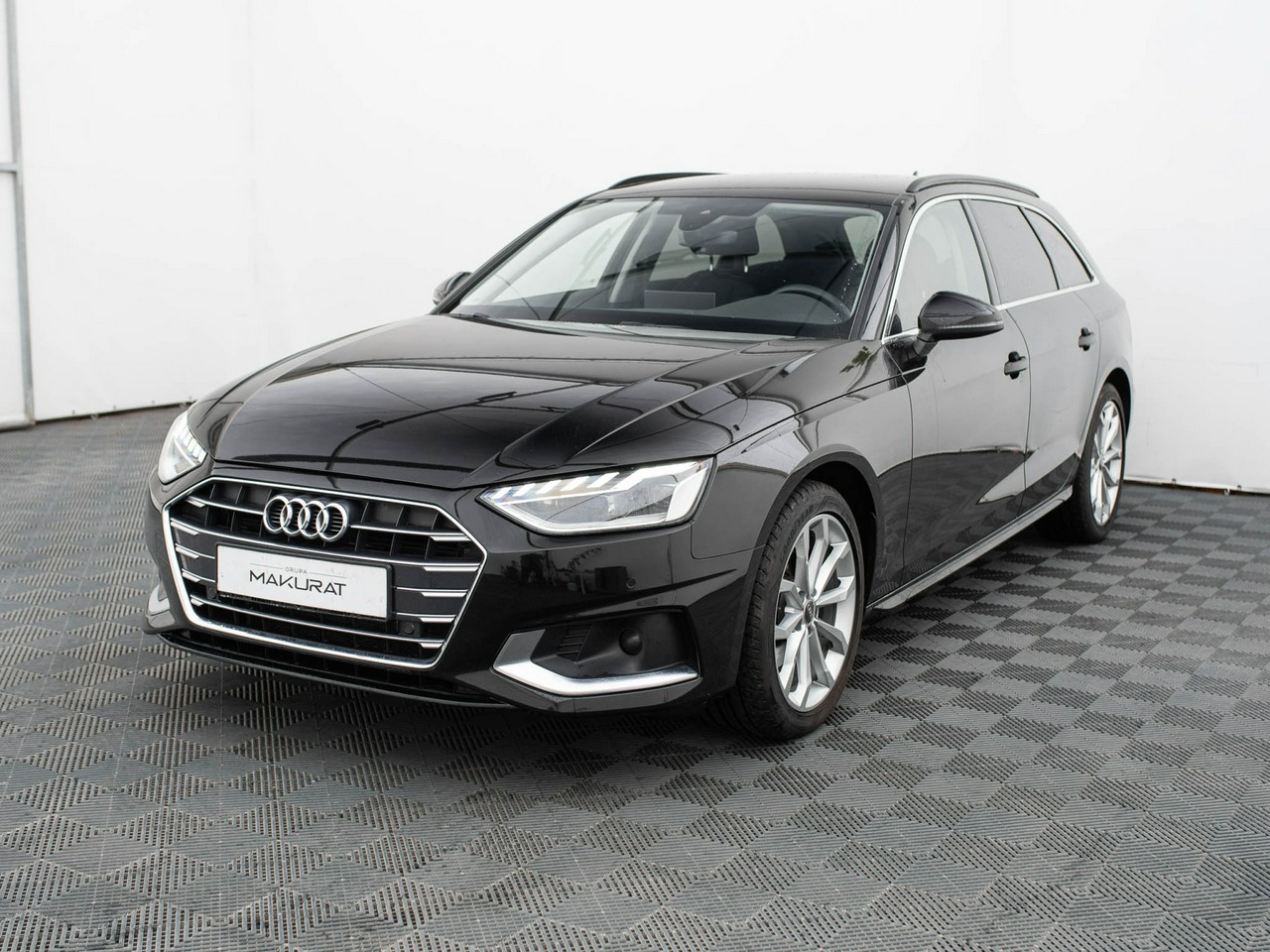 Audi a4 2.0 120 kW automat rok 2023, 63 666 km, Polsko — foto 2 z 28