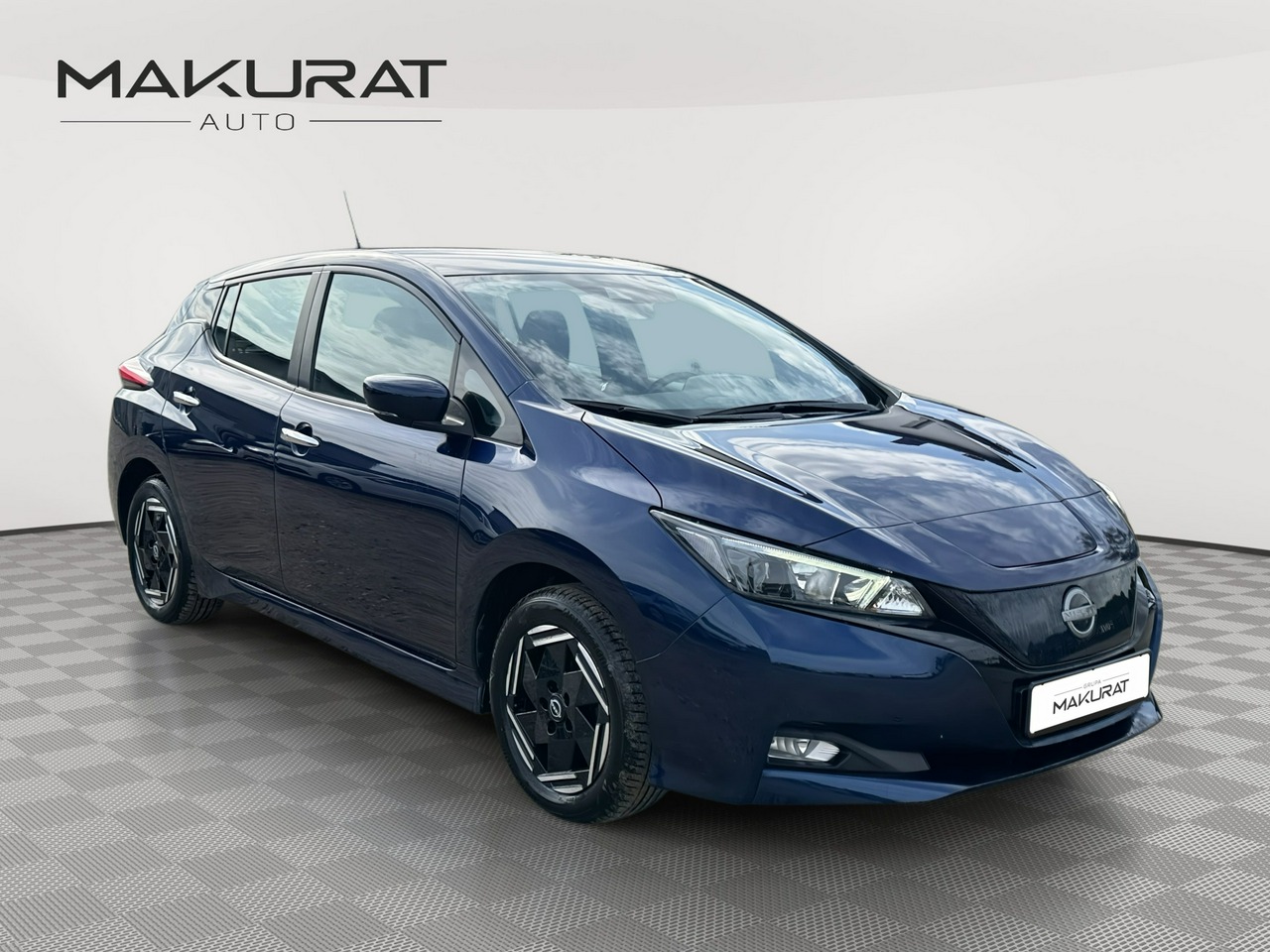Nissan Leaf 40 kWh 110 kW automat rok 2023, 40 288 km, Polsko — foto 2 z 27