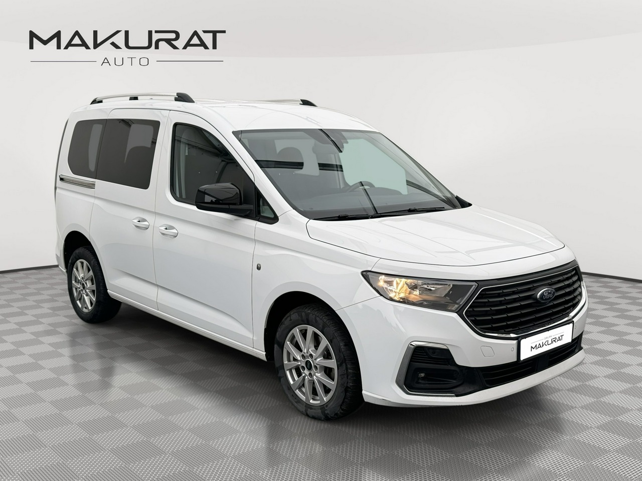 Ford Tourneo Connect 2.0 90 kW manuál rok 2023, 87 303 km, Polsko — foto 2 z 27