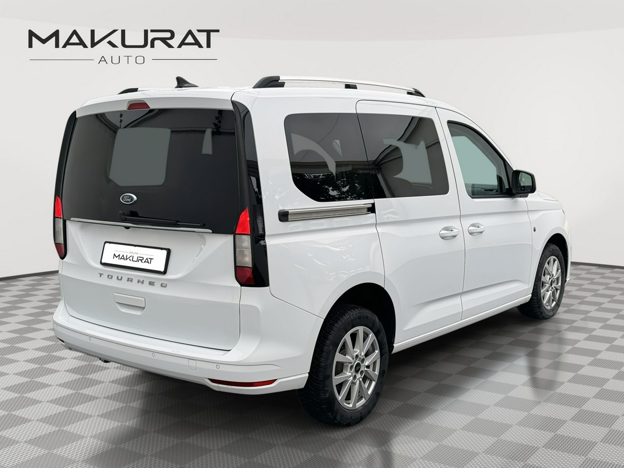 Ford Tourneo Connect 2.0 90 kW manuál rok 2023, 87 303 km, Polsko — foto 4 z 27