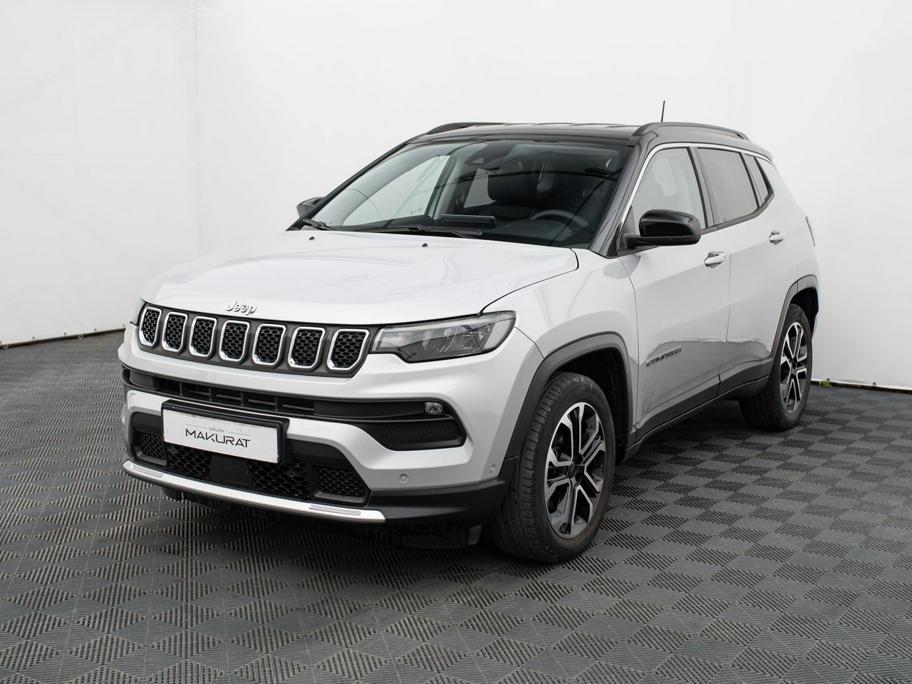 Jeep Compass 1.5 96 kW automat rok 2022, 30 045 km, Polsko — foto 2 z 26